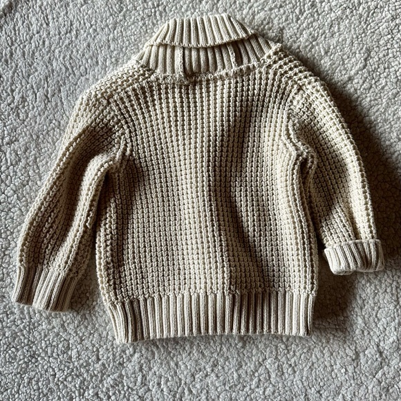 Boys Gymboree Cozy Beige Knit Sweater with Toggle Closures, Size 12-18 months - Picture 3 of 7